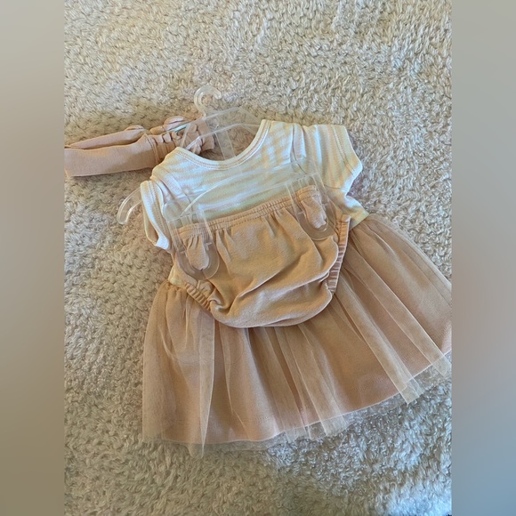 SOLD ❌❌ Darling Blush Pink Dress set - Picture 2 of 2